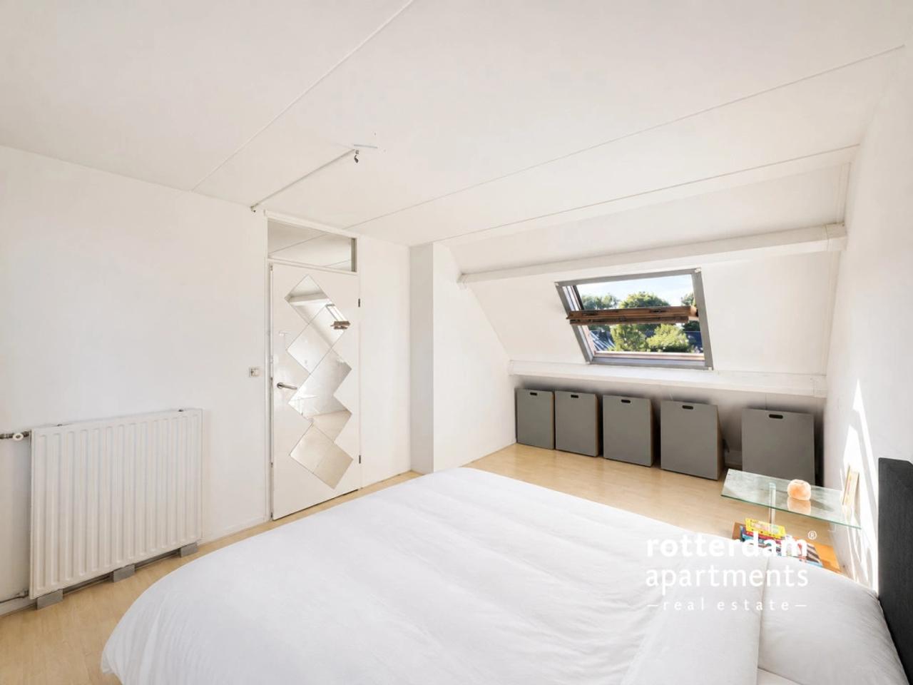 4-slaapkamerwoning met tuin - Afbeelding 25