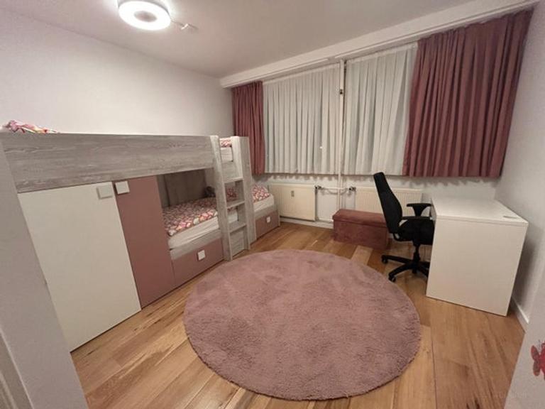 2-slaapkamerappartement met zonnig balkon - Afbeelding 3