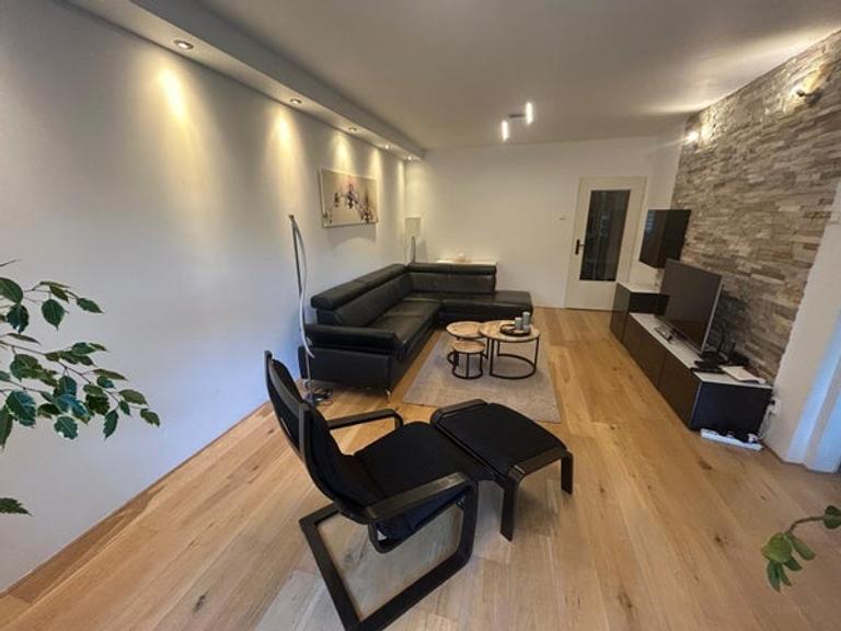 2-slaapkamerappartement met zonnig balkon - Afbeelding 14