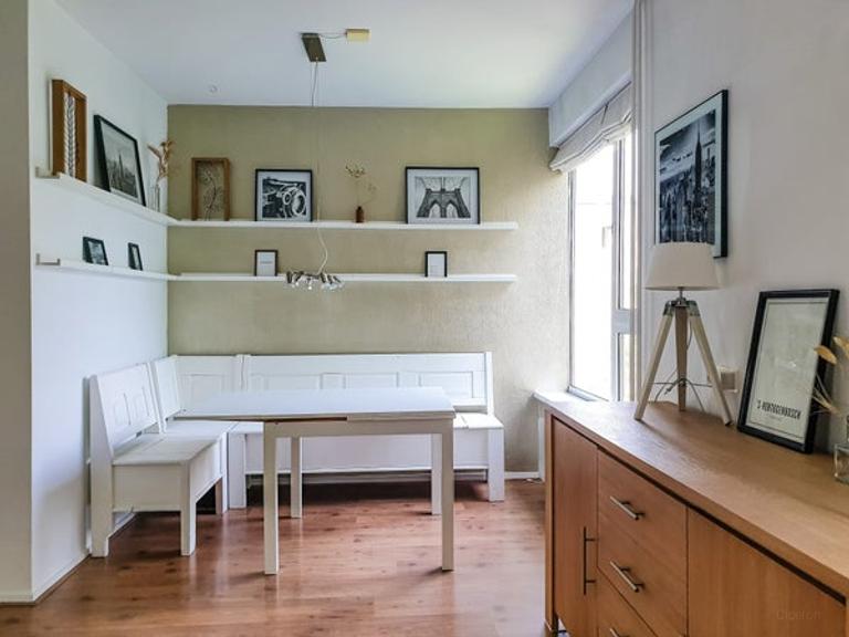 Gemeubileerd 3-kamerappartement met balkon - Afbeelding 8