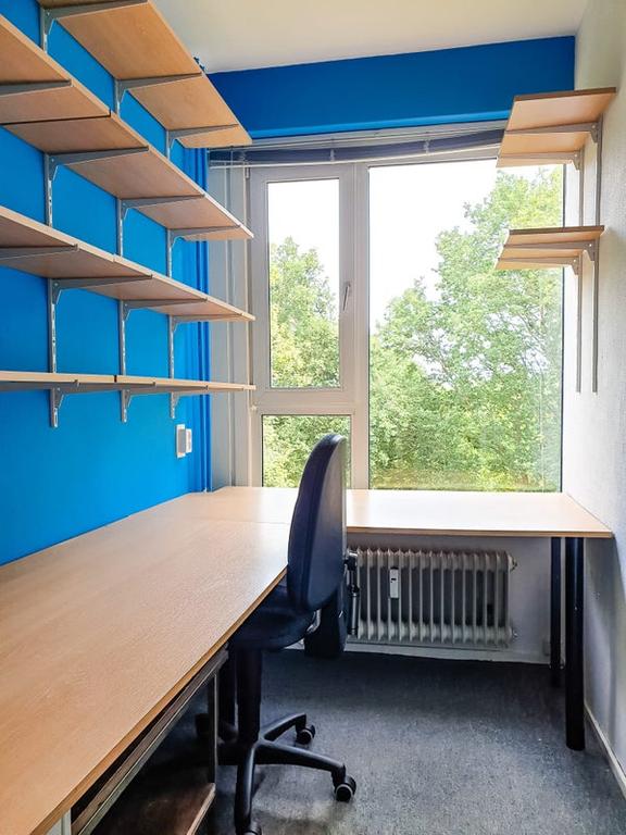 Gemeubileerd 3-kamerappartement met balkon - Afbeelding 18