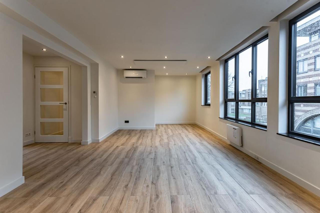 65 m2 appartement met balkon in Geleen - Afbeelding 1