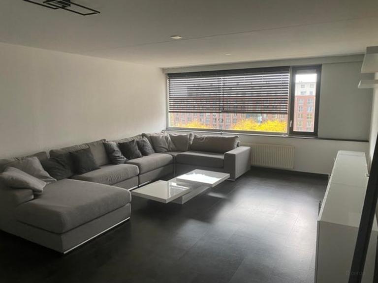 110 m² hoekappartement met uitzicht - Afbeelding 1