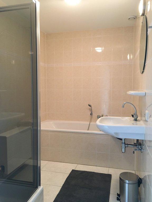Gemeubileerd 3-kamerappartement met terras - Afbeelding 12
