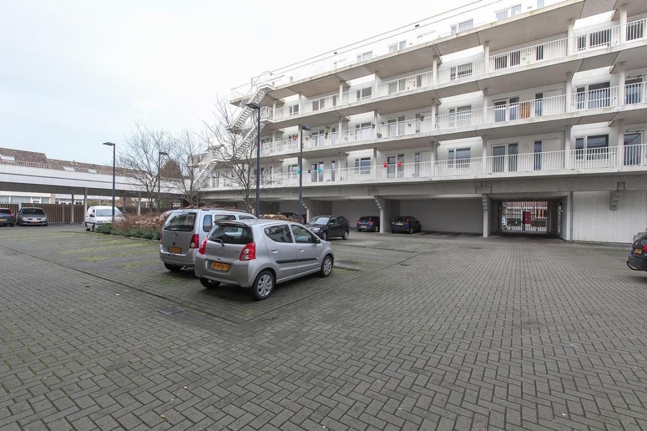 100 m2 gelijkvloers met eigen parkeerplek - Afbeelding 3