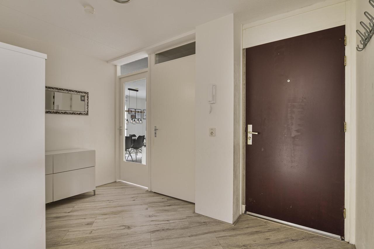 Rental Home in Nieuwe Westen, Rotterdam - Image 9