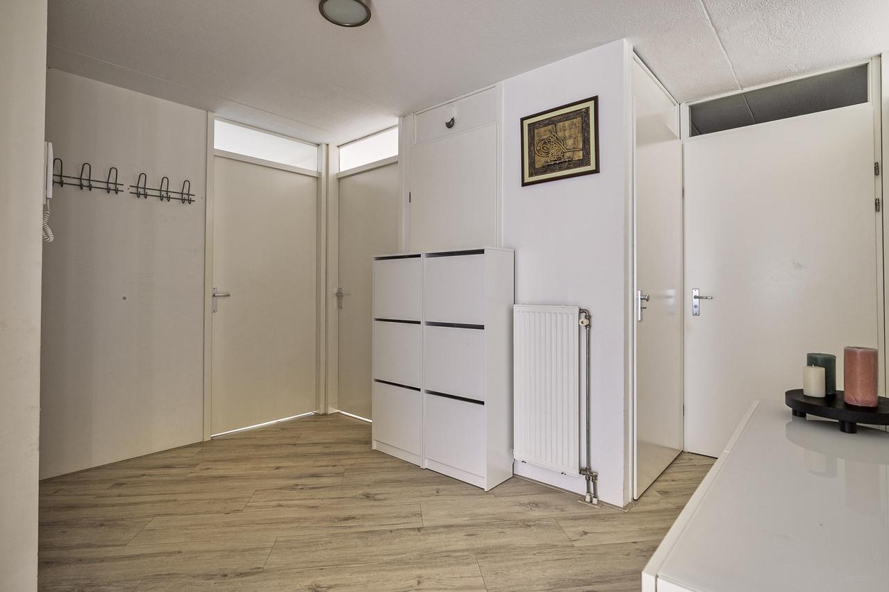 Rental Home in Nieuwe Westen, Rotterdam - Image 10