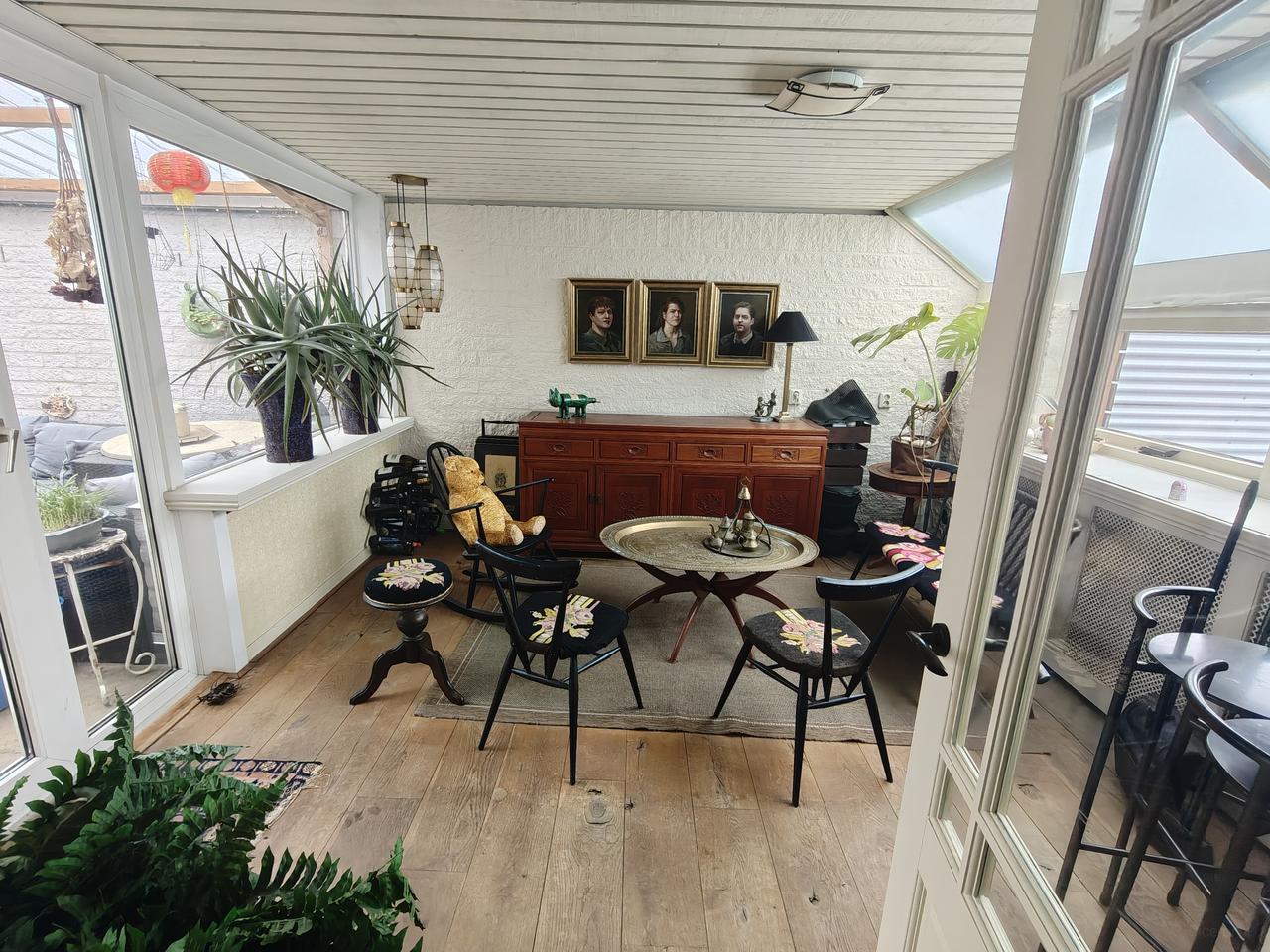 Spacious 308 m² home in Voldijn, ideal for sharing - Image 2