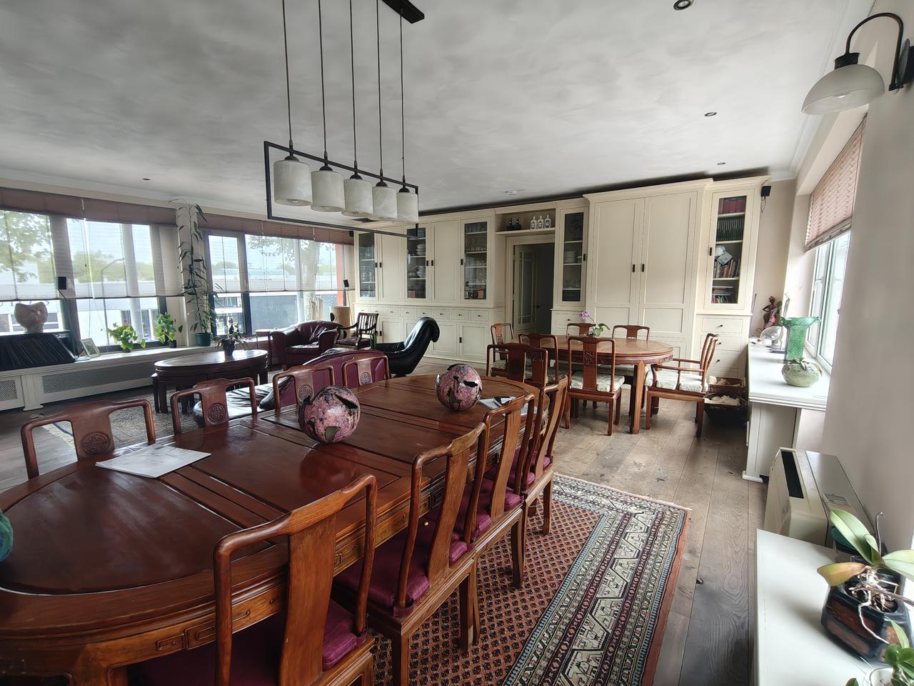 Spacious 308 m² home in Voldijn, ideal for sharing - Image 5