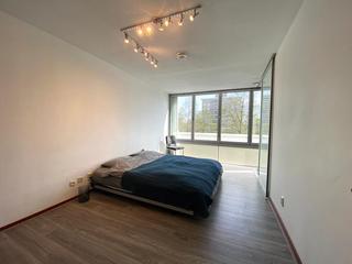 Gemeubileerd 3-kamerappartement bij WTC - Afbeelding 9