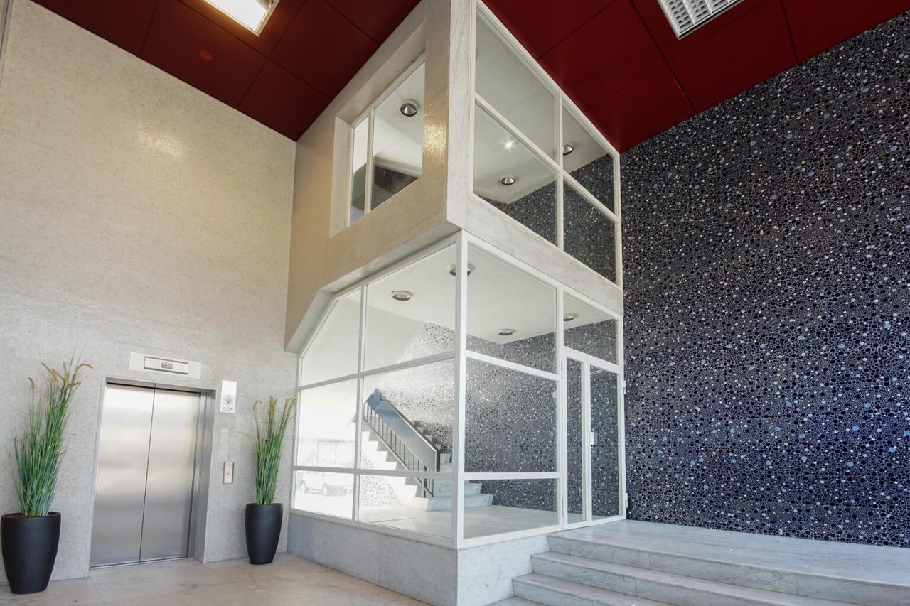 62 m² Studio Apartment next to Dordrecht Station - Image 5