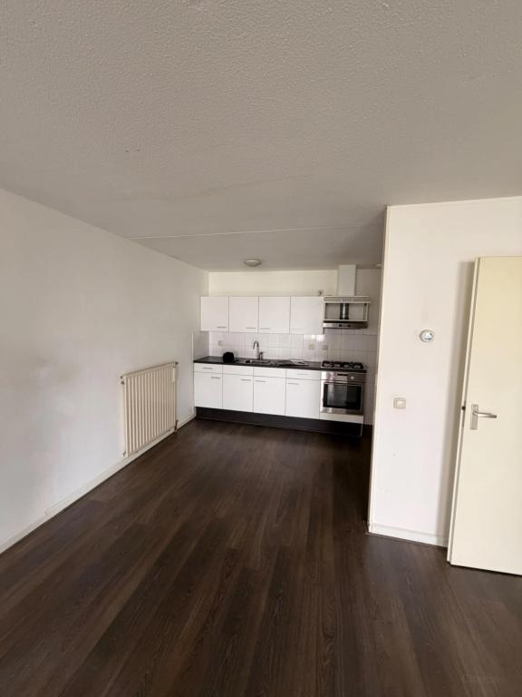 Apartment with parking in the heart of Almelo - Image 7