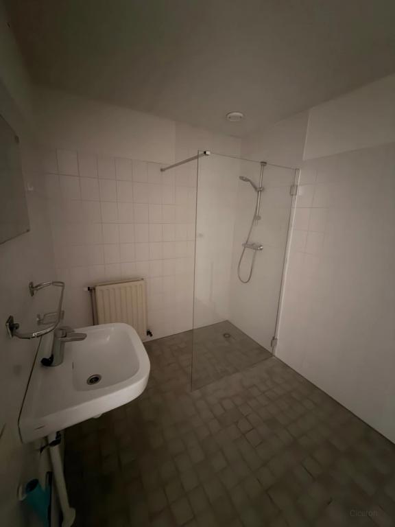 Apartment with parking in the heart of Almelo - Image 14