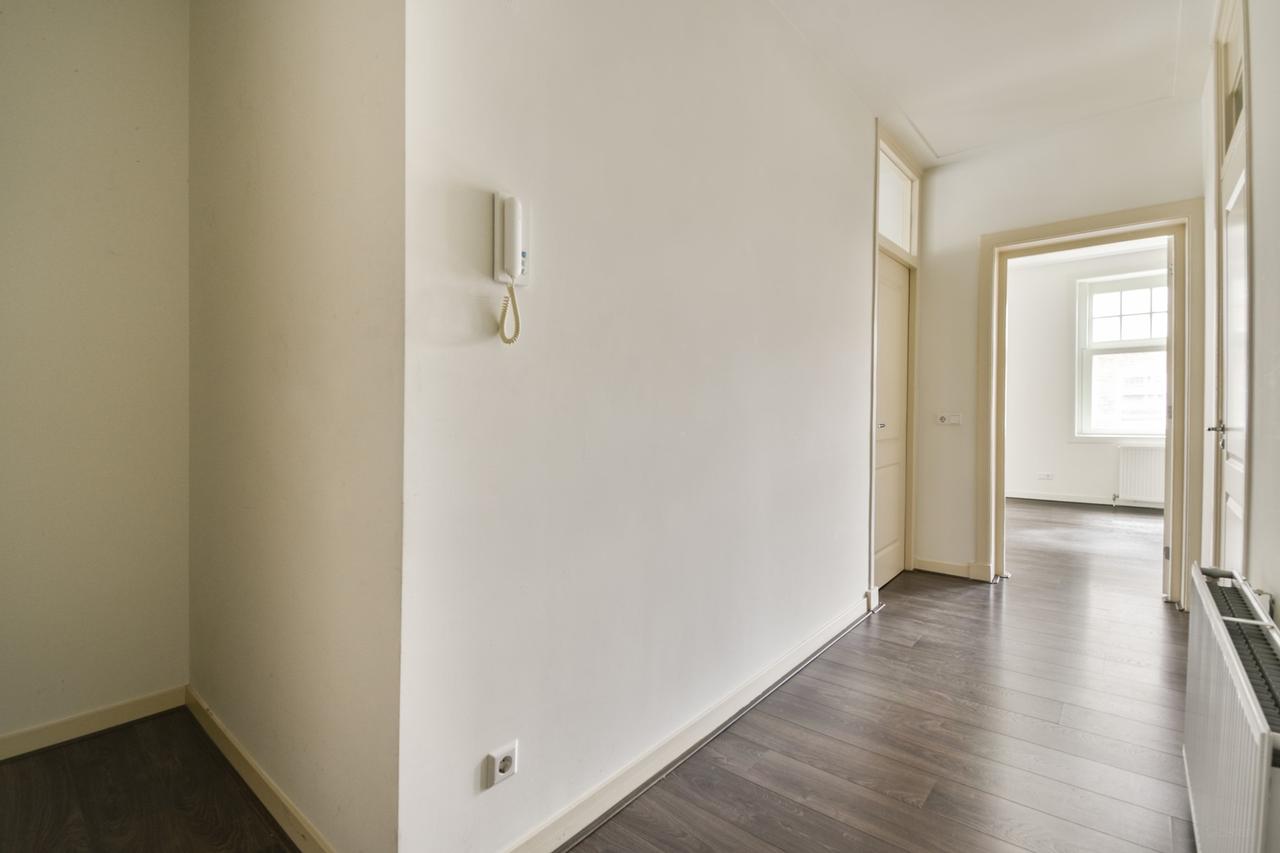 Hoekappartement met 2 balkons in Oud-Zuid - Afbeelding 3