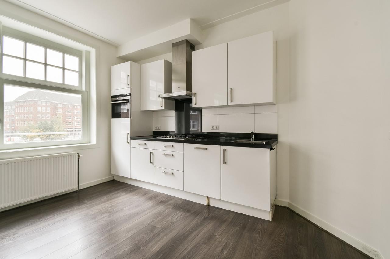 Hoekappartement met 2 balkons in Oud-Zuid - Afbeelding 9