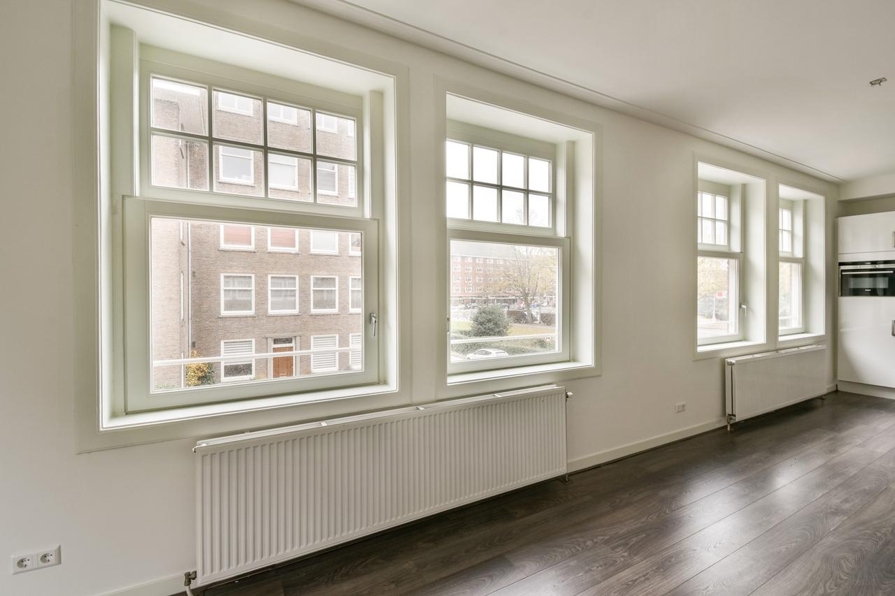 Hoekappartement met 2 balkons in Oud-Zuid - Afbeelding 11