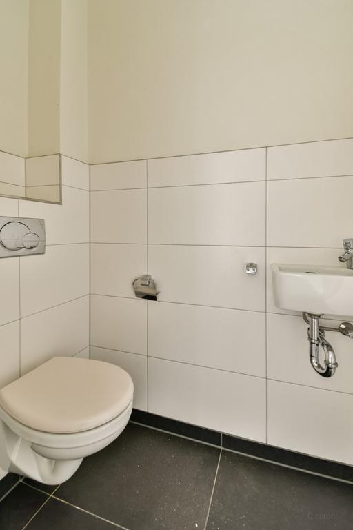 Hoekappartement met 2 balkons in Oud-Zuid - Afbeelding 19