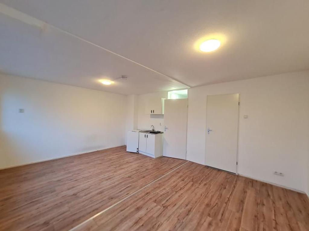 Semi-studio with private bathroom in Oss - Image 2