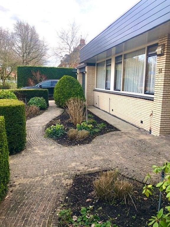 Gelijkvloerse bungalow met zonnige tuin - Afbeelding 1