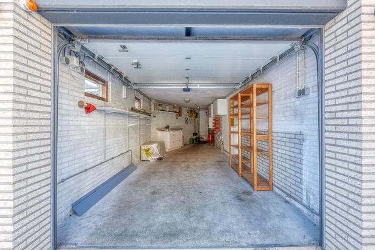 Gelijkvloerse bungalow met zonnige tuin - Afbeelding 20