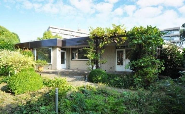 Gelijkvloerse bungalow met zonnige tuin - Afbeelding 23