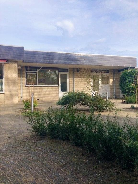 Gelijkvloerse bungalow met zonnige tuin - Afbeelding 25