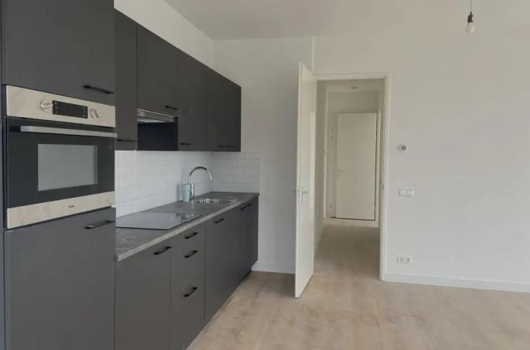 Gasloos 2-kamerappartement met loggia - Afbeelding 5