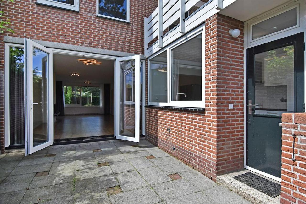 Huis met 6 slaapkamers en garage - Afbeelding 13
