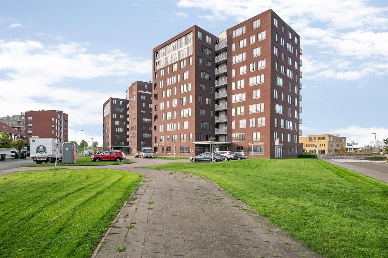 3-kamerappartement met loggia en parking - Afbeelding 6