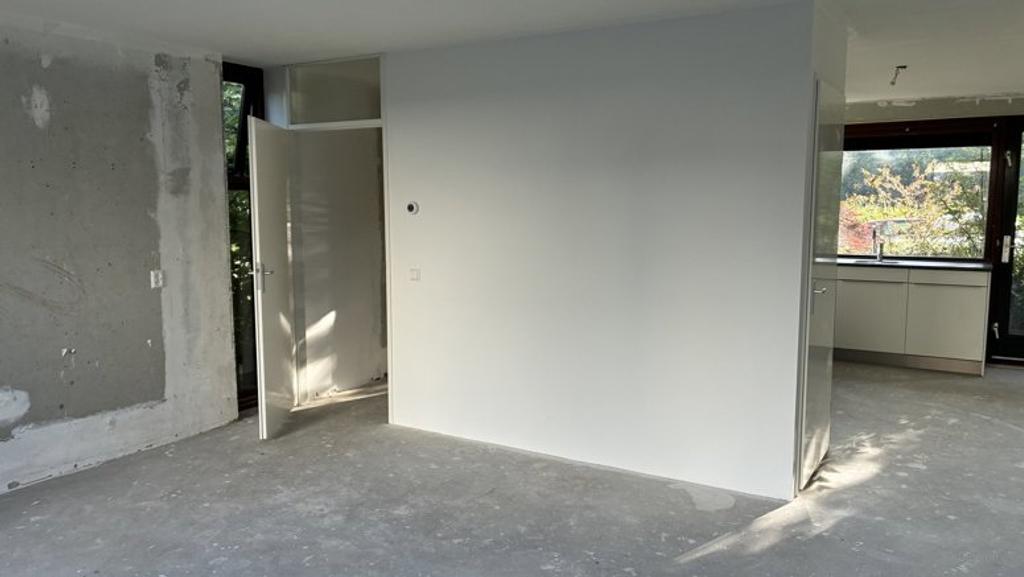 131 m2 hoekwoning met tuin in Filmwijk - Afbeelding 1