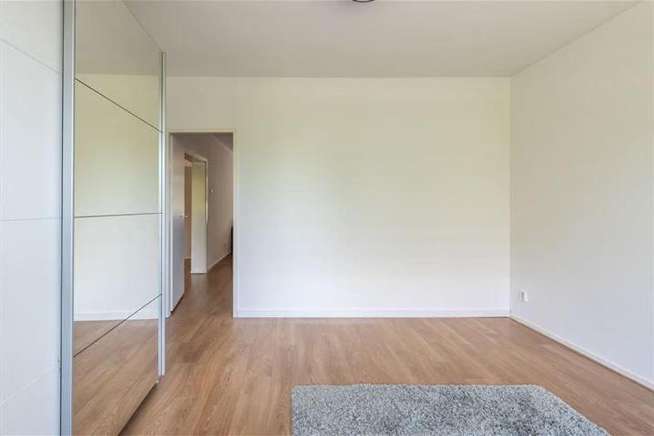 110 m² appartement met 3 slaapkamers - Afbeelding 14