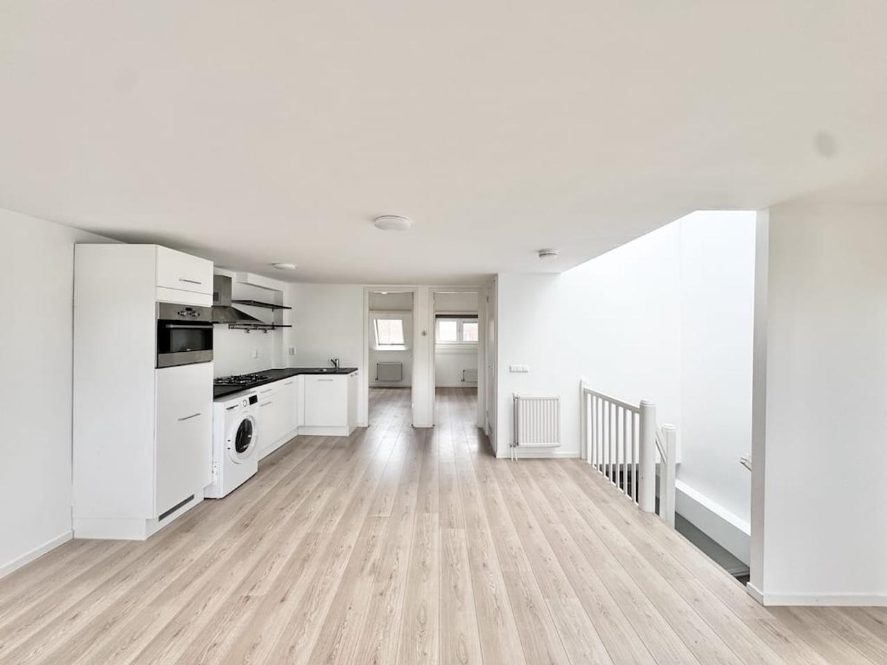 Appartement met terras in De Pijp - Afbeelding 1