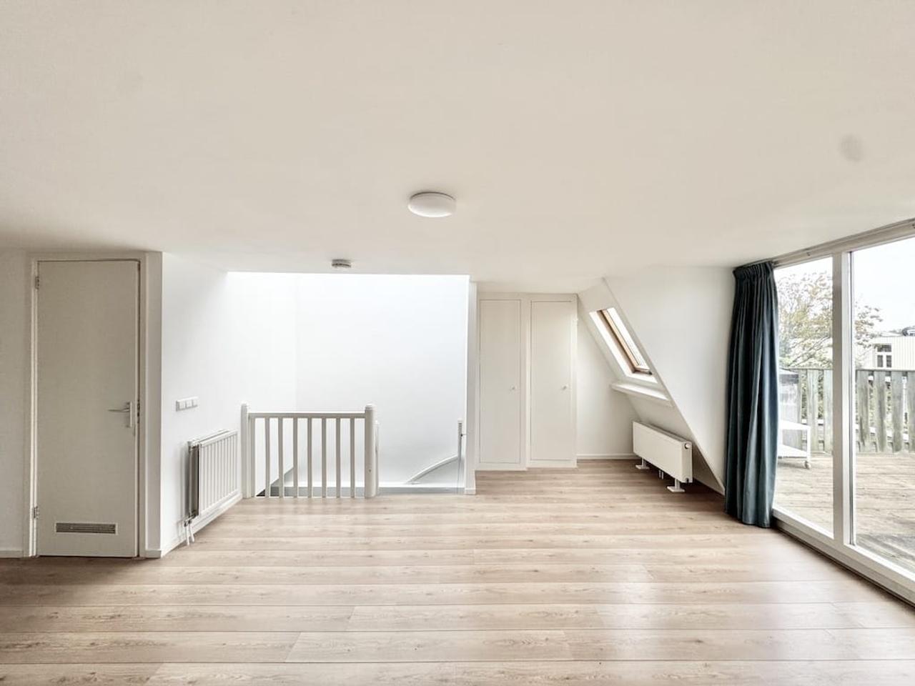 Appartement met terras in De Pijp - Afbeelding 4