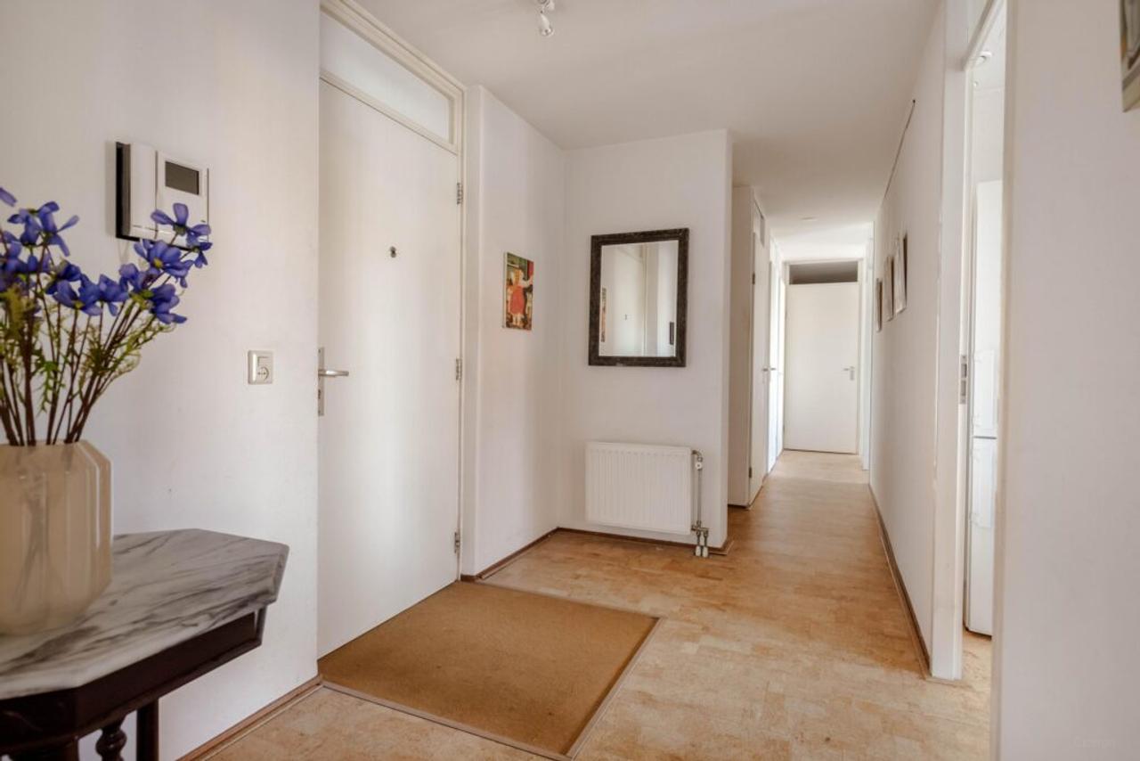 87 m² appartement met balkon aan de gracht - Afbeelding 18