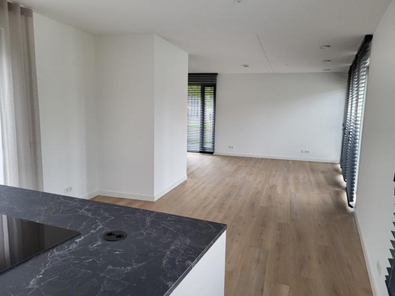 Gas-free family home with 5 bedrooms - Image 7