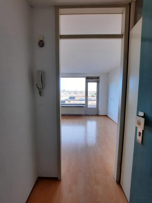 Apartment with balcony in Heerlerheide - Image 14