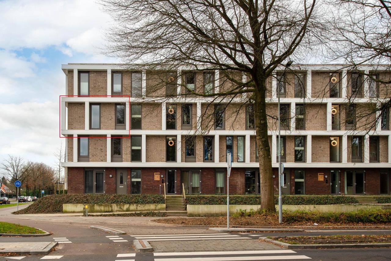 Nieuw 3-kamerappartement met balkon - Afbeelding 1