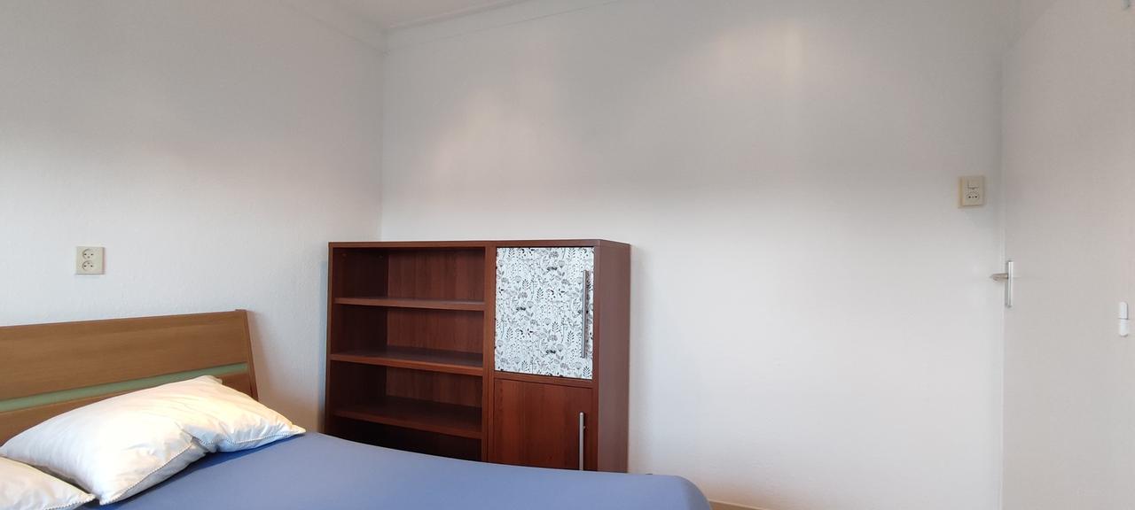 Gemeubileerd 2-kamerappartement met terras - Afbeelding 9