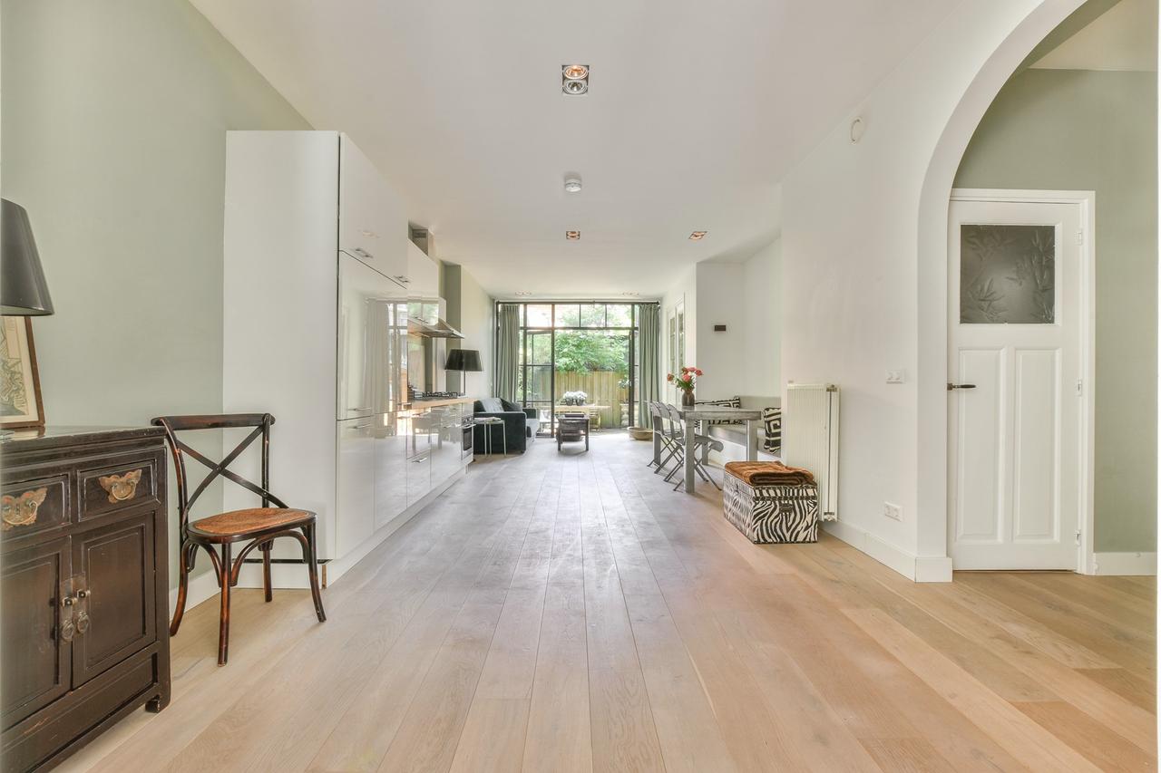 Benedenwoning met tuin in De Pijp - Afbeelding 8