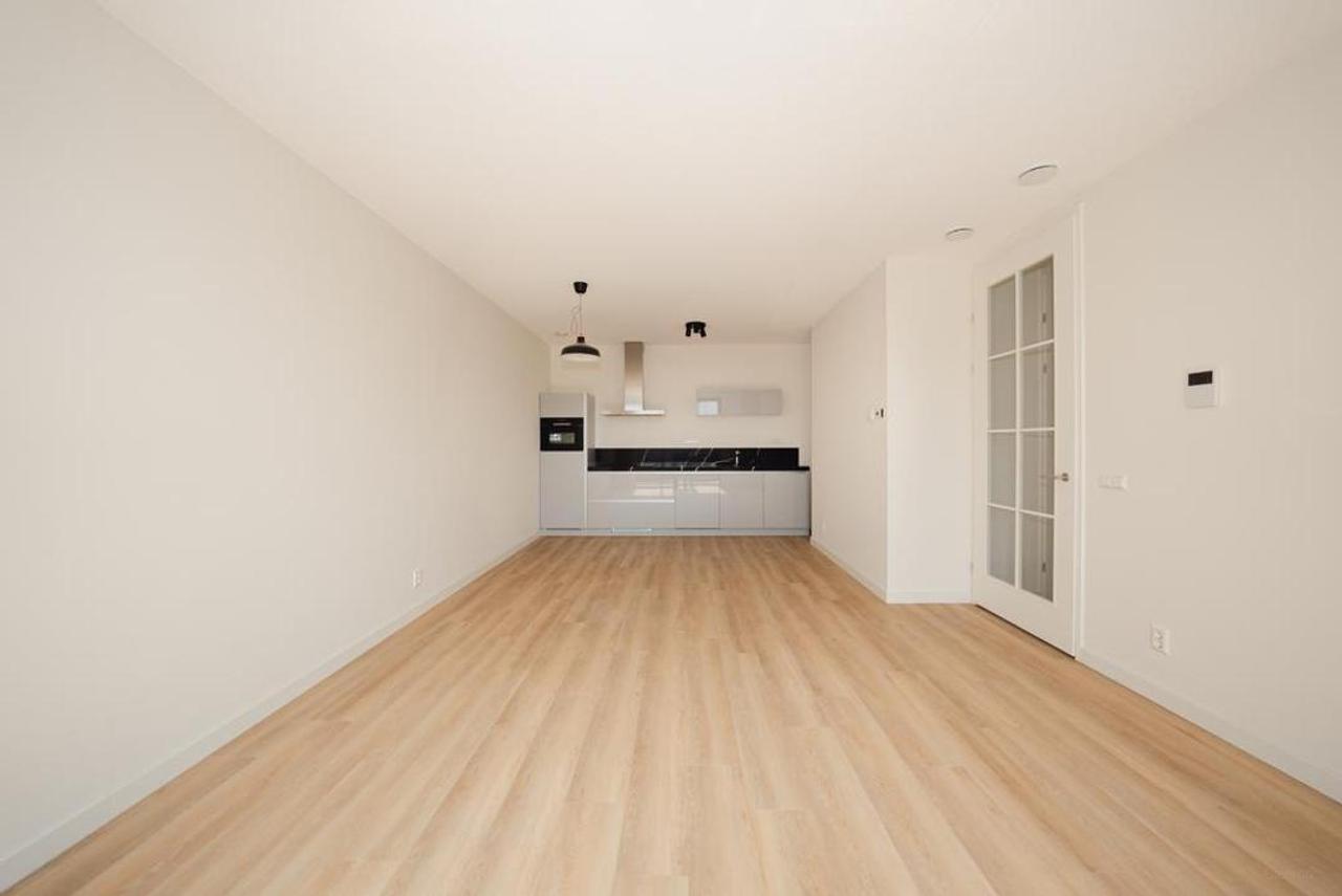 3-kamerappartement met balkon in Hyde Park - Afbeelding 2