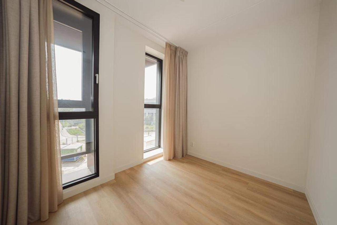 3-kamerappartement met balkon in Hyde Park - Afbeelding 3