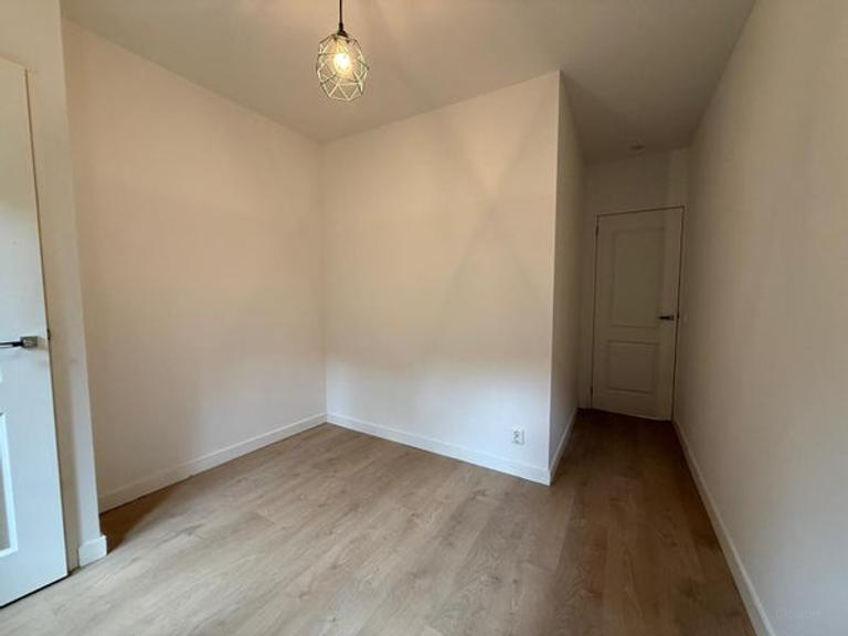 2-slaapkamer appartement met tuin - Afbeelding 3