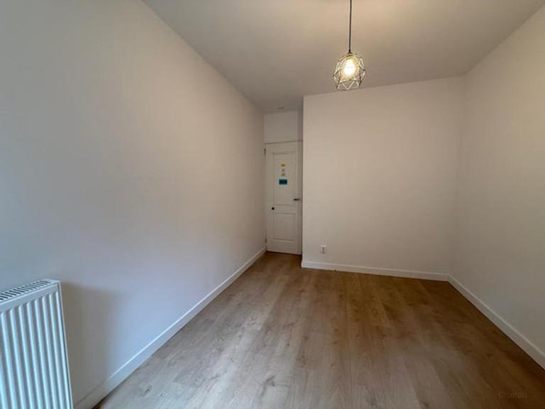 2-slaapkamer appartement met tuin - Afbeelding 6