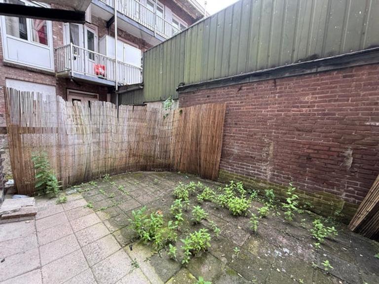2-slaapkamer appartement met tuin - Afbeelding 11