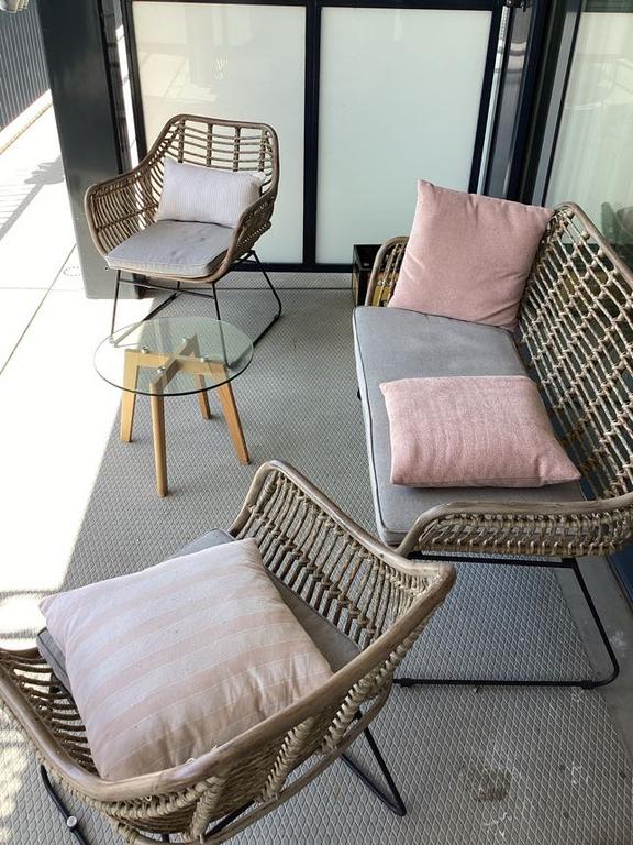 Bright loft with balcony in Tilburg - Image 10