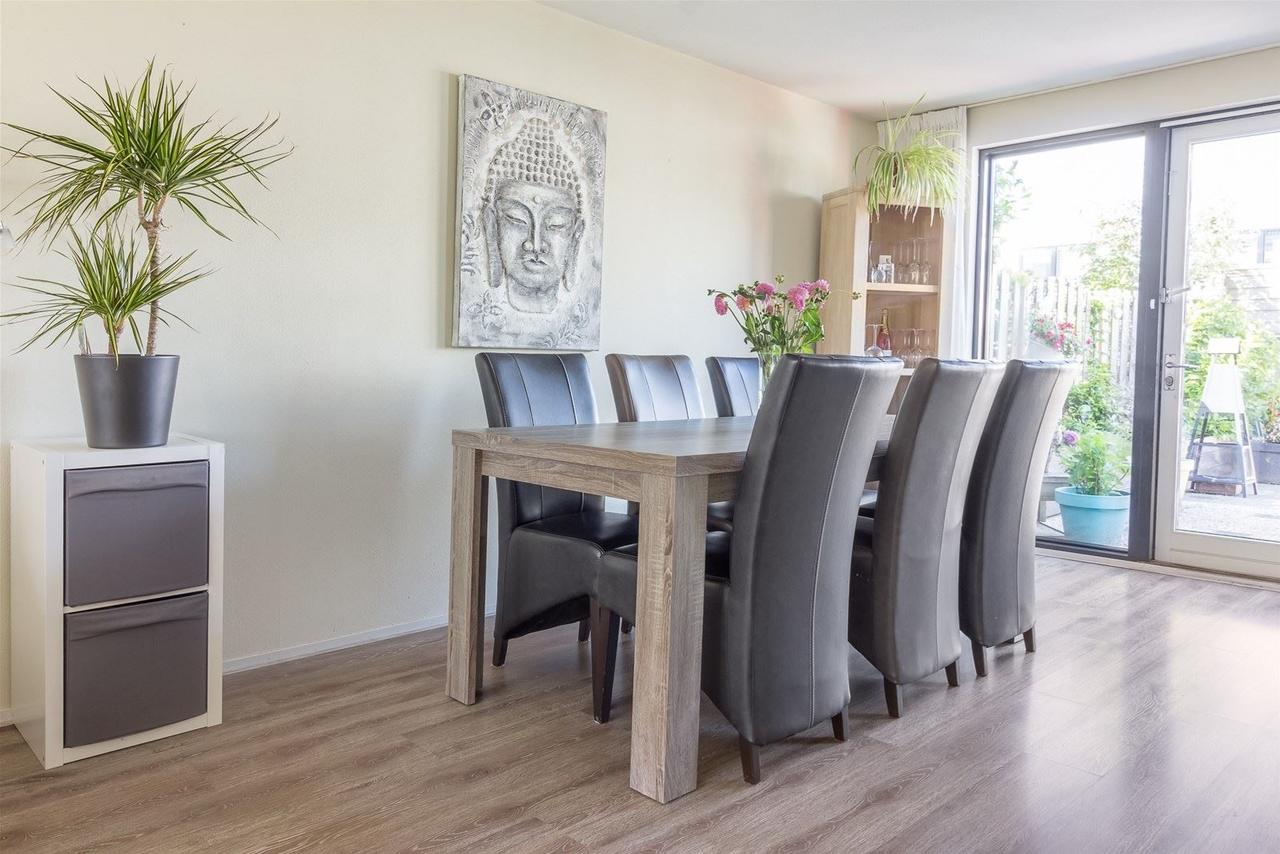 Terraced house with sunny garden in Hoorn - Image 4