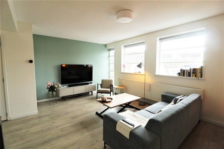 Gemeubileerd 2-kamerappartement met patio - Afbeelding 3
