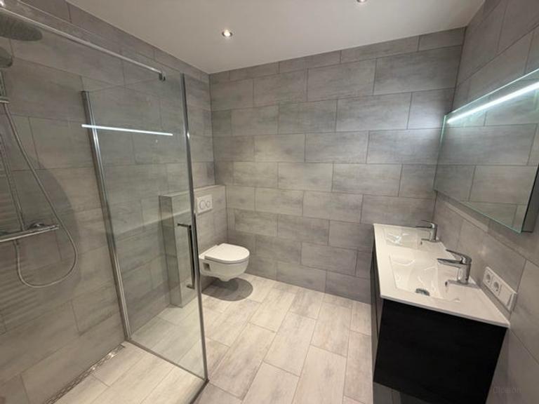170 m2 Penthouse with 2 Roof Terraces - Image 11