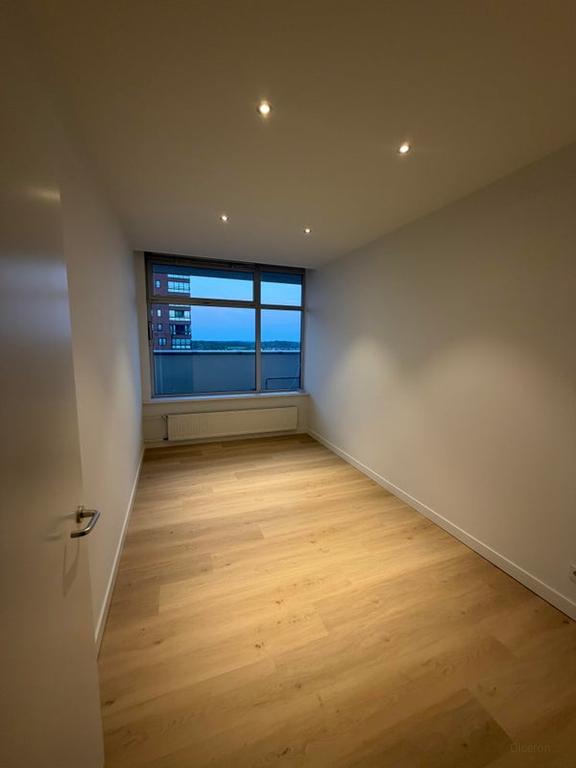 170 m2 Penthouse with 2 Roof Terraces - Image 14