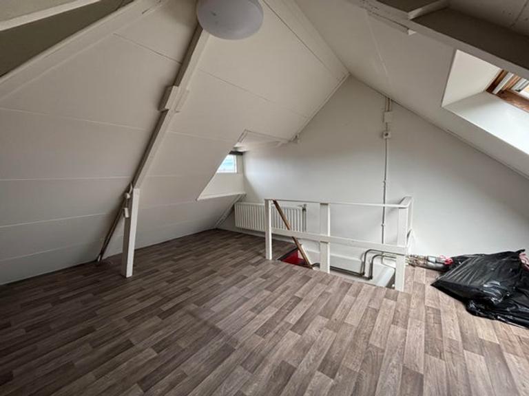 4-slaapkamer studentenhuis met tuin - Afbeelding 13